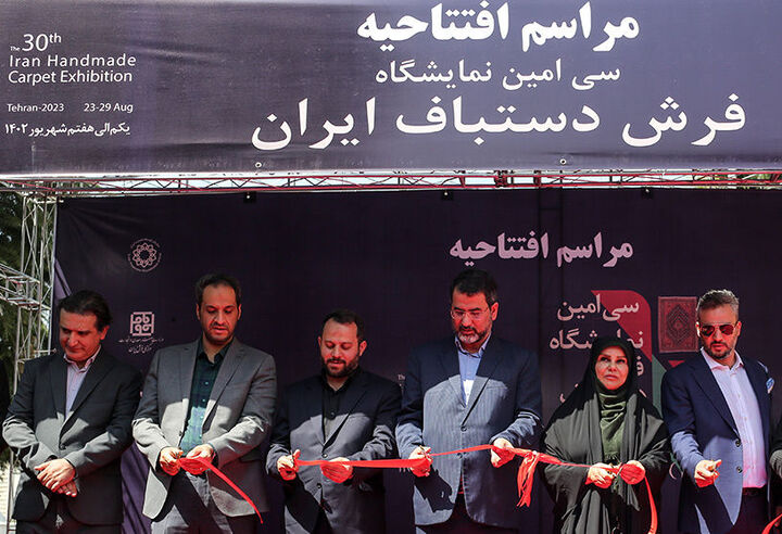  احیای بازار صادراتی فرش دستبافت ایرانی/ تمرکز بر جذب بازارهای خارجی 