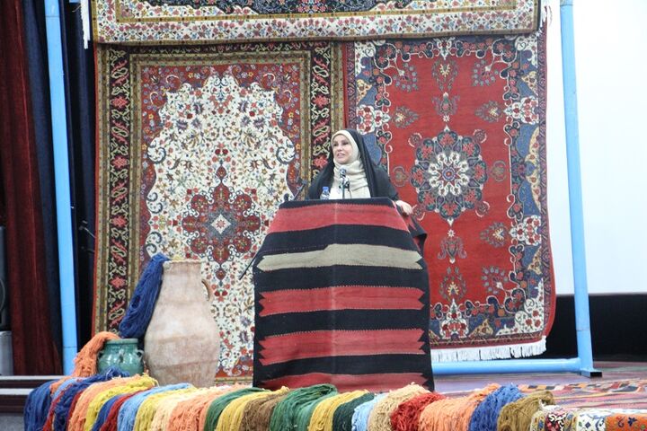 نشان جغرافیایی فرش‌ دستباف کردستان و اصفهان جهانی شد