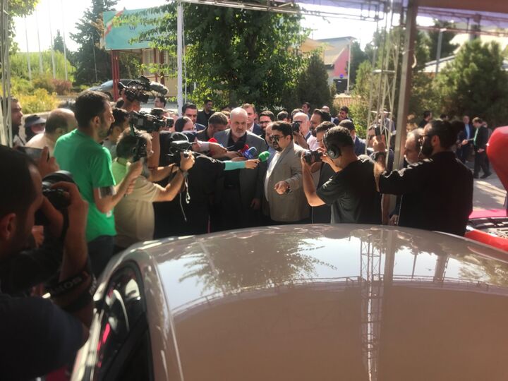 عرضه خودرو همچنان از طریق سامانه یکپارچه انجام می‌شود/ هدف‌مان رساندن خودرو با قیمت مناسب به مردم است