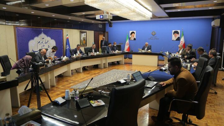 تاکید وزیر صمت بر حمایت کامل از شرکت‌های دانش‌بنیان/ باید مسائلی را حل کنید که دیگران نمی‌توانند