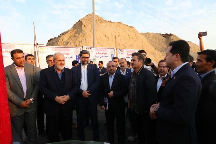 بهره‌برداری از هفت ناحیه صنعتی در هرمزگان با حضور وزیر صمت و مدیرعامل سازمان صنایع کوچک و شهرک‌های صنعتی ایران